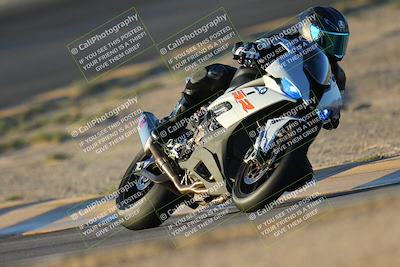 media/Oct-06-2024-Race Pace (Sun) [[d7d39ec7ad]]/1-Turn 10 (730am)/